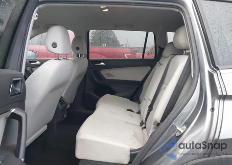 2018 Volkswagen Tiguan 2.0T S из США, поврежденный, VIN 3VV0B7AX4JM010819